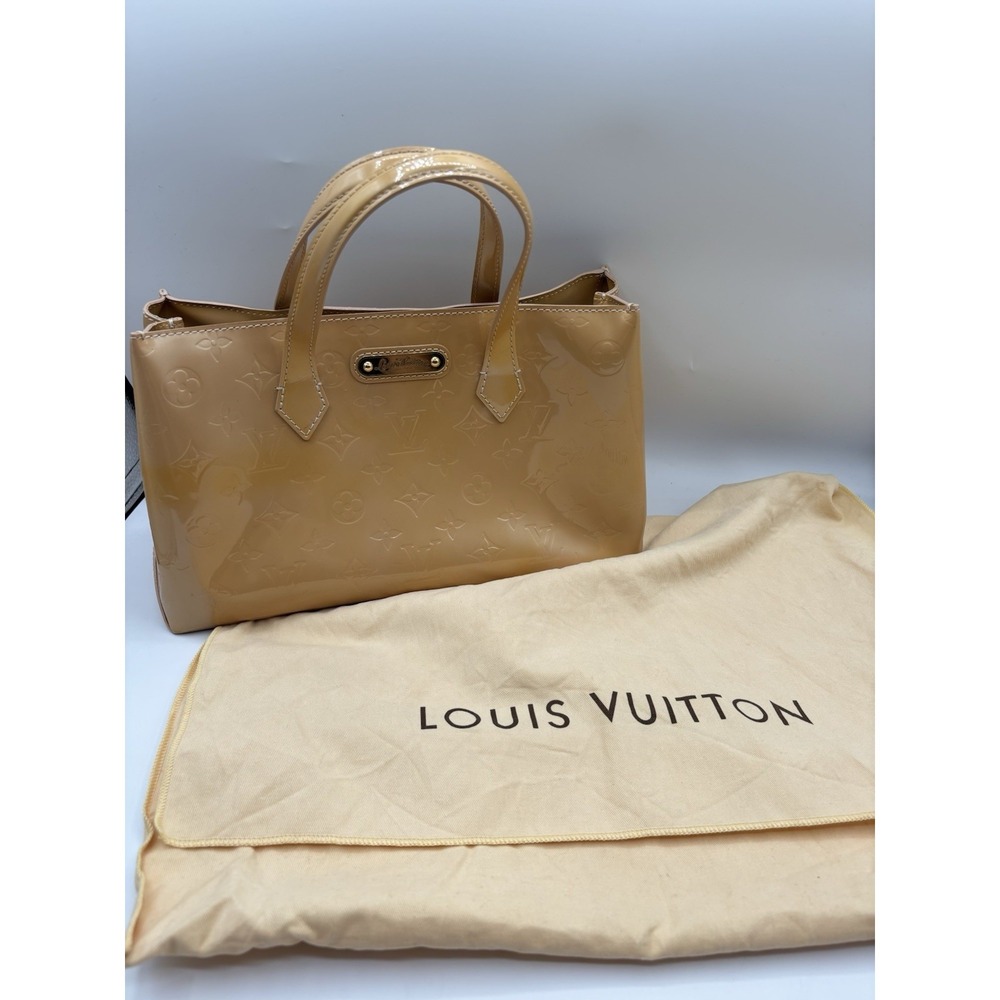 Louis Vuitton Monogram Vernis Wilshire PM Shoulder Bag Rose Florentine Dustbag